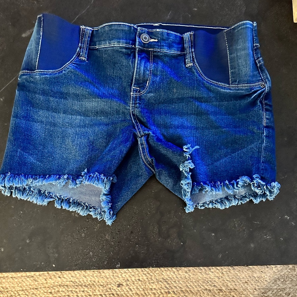 Planet Motherhood Maternity Jean Shorts: size medium